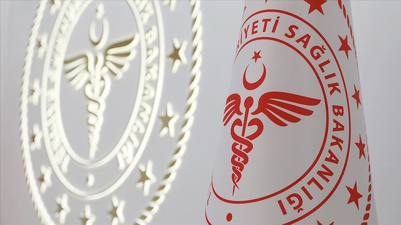 Bu markalar kullanan kişilerin sağlığını olumsuz etkiliyor: Sağlık Bakanlığı zararlı kozmetik ürünlerinin listesini çıkardı - Resim: 1