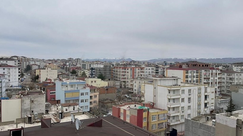 Depremler sonrası oraya akın ettiler! 700 bin kişilik kentte 95 daire kaldı - Resim: 5