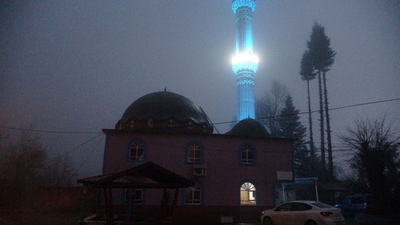 Karadeniz'de fıkra gibi olay: kapı komşusundan 2 dakika geç iftar açıyor - Resim: 7