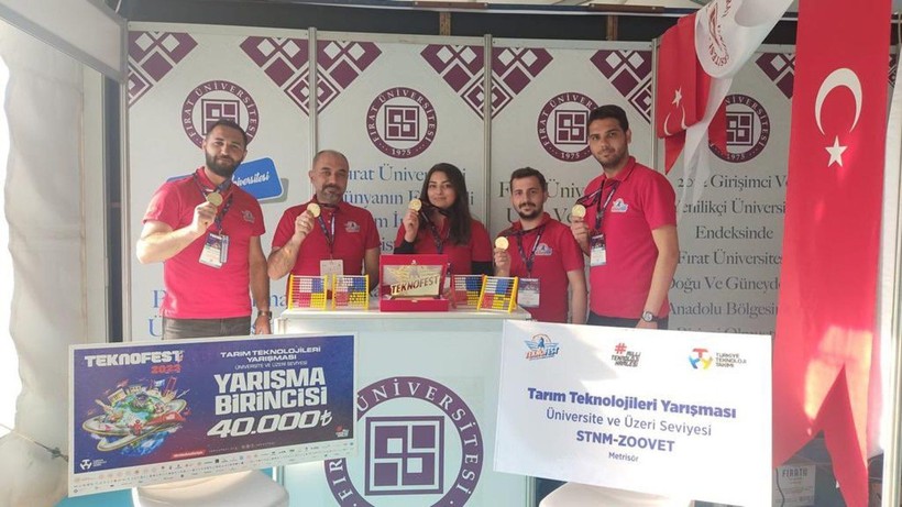 TEKNOFEST'te derece alan Fırat Üniversitesi öğrencilerinden Hasan Can Kaya'ya abaküslü gönderme - Resim: 5