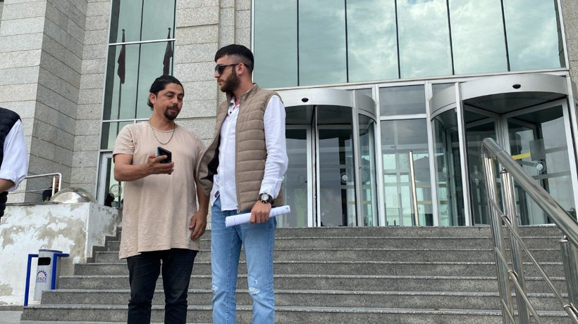 Mehmet Ali Erbil'in kendisini taciz ettiğini iddia etmişti! Şarkıcı Ece Ronay kocasından boşandı - Resim: 7