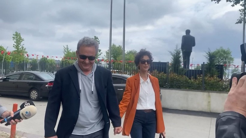 Mehmet Aslantuğ ve Arzum Onan çifti neden boşandı? Ayrılığın perde arkasına ilişkin ilk açıklama Mehmet Aslantuğ'dan geldi! Bakın boşanmayı kim istemiş... - Resim: 10