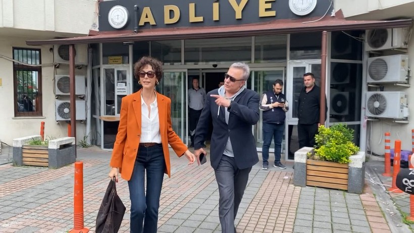 Mehmet Aslantuğ ve Arzum Onan çifti neden boşandı? Ayrılığın perde arkasına ilişkin ilk açıklama Mehmet Aslantuğ'dan geldi! Bakın boşanmayı kim istemiş... - Resim: 11