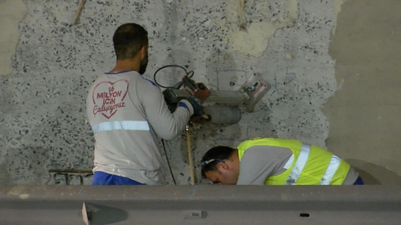 İstanbul'da vatandaşları korkutan köprü! Deniz kabukları ortaya çıktı - Resim: 7