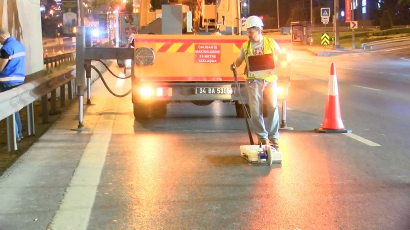 İstanbul'da vatandaşları korkutan köprü! Deniz kabukları ortaya çıktı - Resim: 5