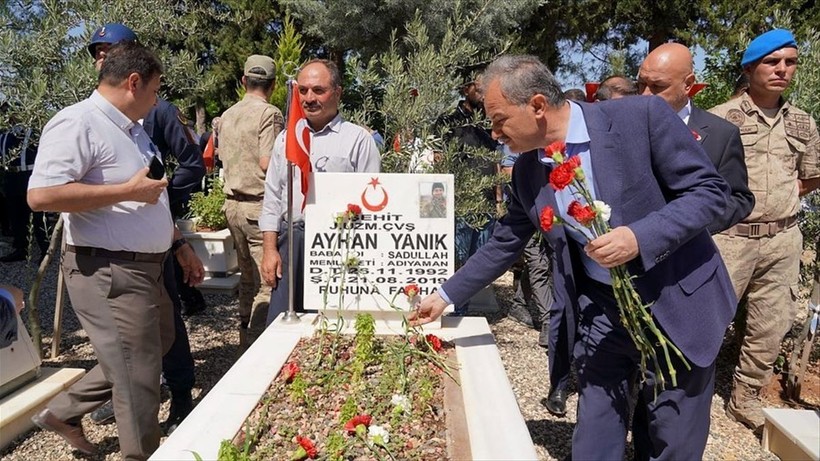 Deprem bölgesinde buruk bayram! Onların ilk ziyareti kabristana - Resim: 18
