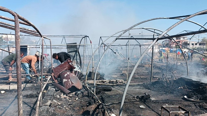 Deprem bölgesinde bir felaket daha! Hatay'da depremzedelerin kaldığı onlarca çadır kül oldu - Resim: 7