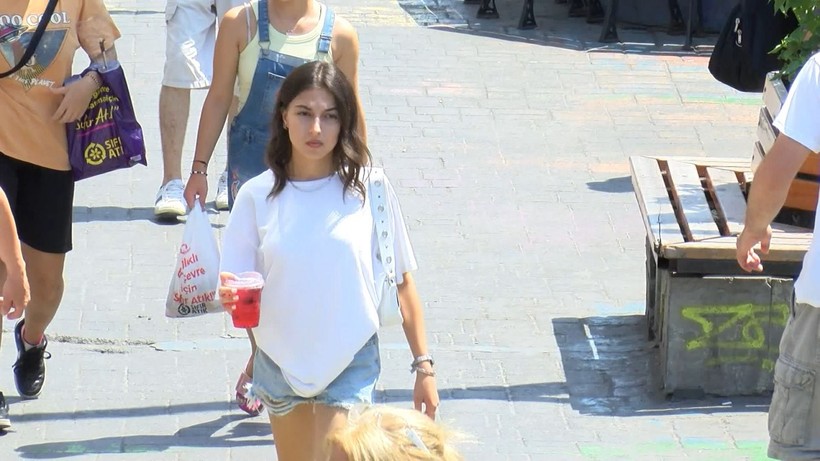 Türkiye kavrulurken halk serinlemenin yollarını aradı! Bazı bölgelerde hissedilen sıcaklık 56 dereceyi gördü - Resim: 7