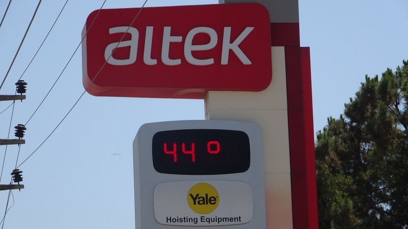 Adana'da belediye hoparlöründen gelen anons herkesi şaşırttı: Güneşe ateş etmeyin - Resim: 1