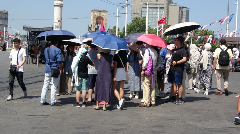 Çöl sıcaklarına yağış arası! 3 il için sarı kodlu uyarı verildi | 24 Temmuz hava durumu - Resim: 13