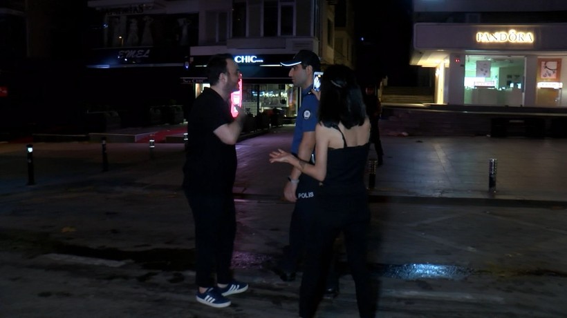 Sarhoşların Bağdat Caddesi'ndeki polise şovu ters kelepçe ile bitti - Resim: 6