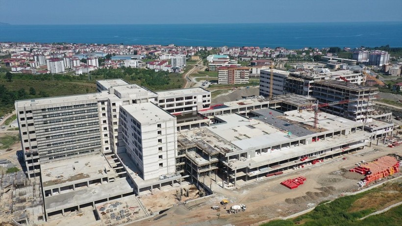 Yapımı devam eden Ordu Şehir Hastanesi'nin 2024 yılında hizmete girmesi bekleniyor - Resim: 8