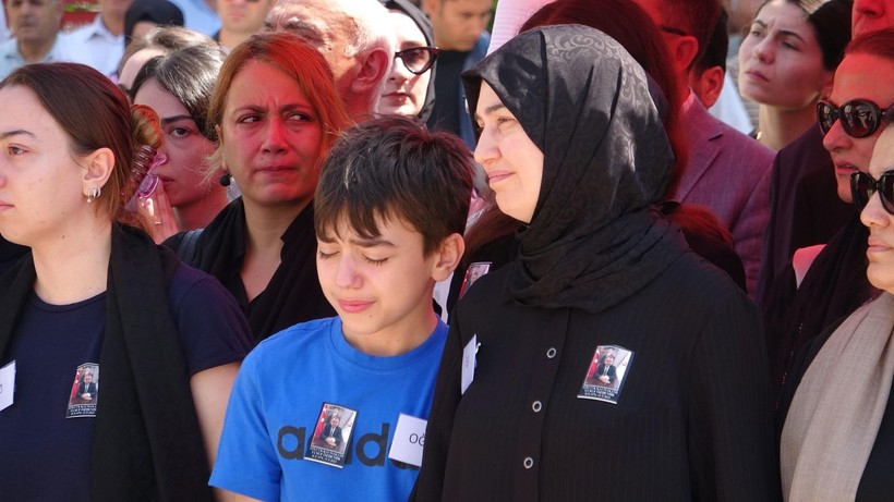 Kansere yenik düşen Gölcük Kaymakamı Yusuf Özdemir son yolculuğuna uğurlandı - Resim: 9