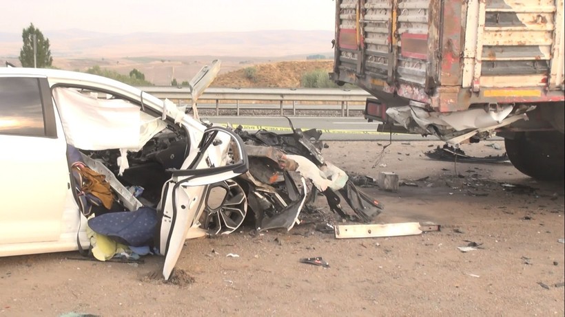 Sivas Belediye Meclis Üyesi Abdullah Halit Mücahit trafik kazasında hayatını kaybetti - Resim: 6