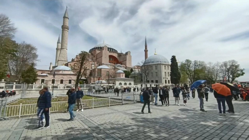 Ayasofya Camii'nde restorasyon: İbadet ve ziyarete açık olacak - Resim: 6