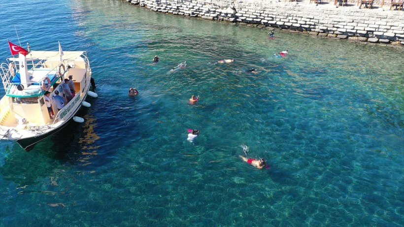 Bodrum'da deniz dibi temizliğinde 200 kilogram atık çıkarıldı! - Resim: 4