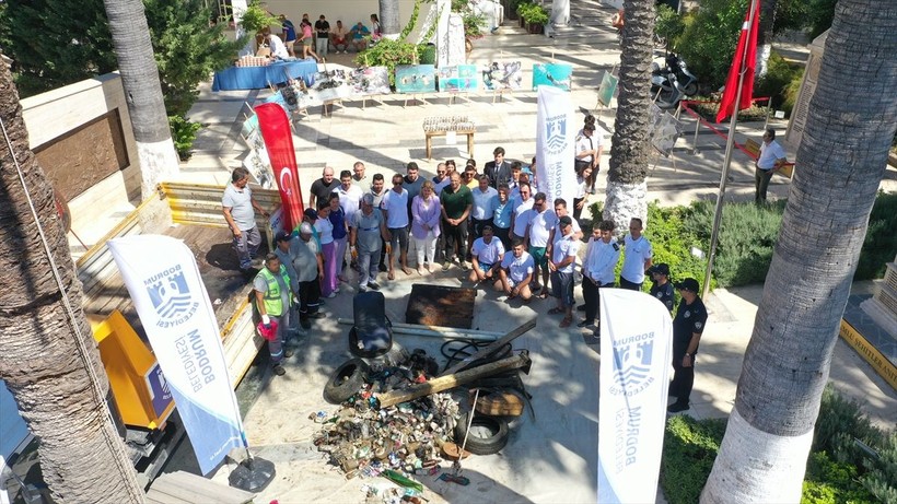 Bodrum'da deniz dibi temizliğinde 200 kilogram atık çıkarıldı! - Resim: 5