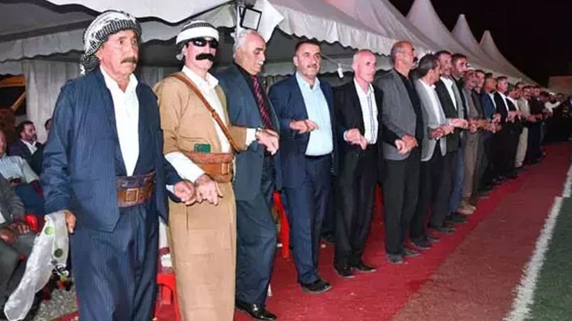 Tıvorlu İsmail oğlunu evlendirdi! Düğünde takılan takı dudak uçuklattı - Resim: 2