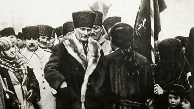 Cumhuriyet'in yüzüncü yılına özel: 100 fotoğrafla Atatürk'ün anıları - Resim: 34