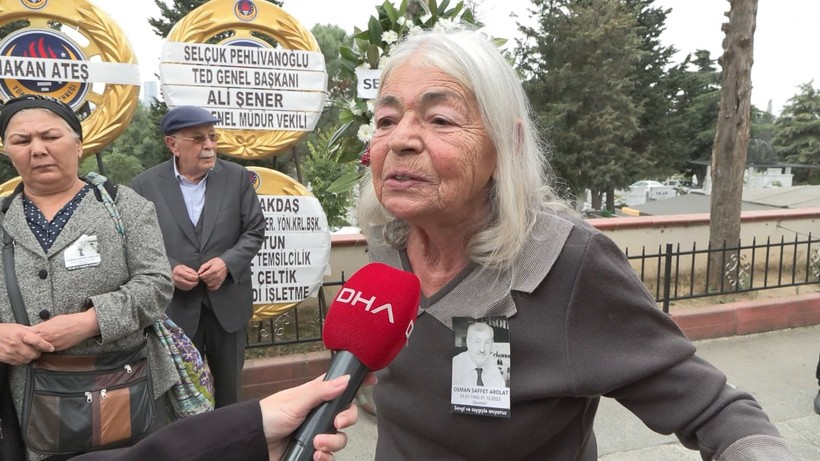 Gazeteci Osman Saffet Arolat son yolculuğuna uğurlandı - Resim: 9