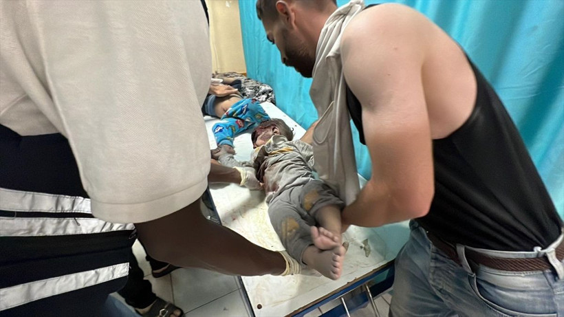 İsrail Gazze'ye 2 haftada 4 bin 300 saldırı düzenledi - Resim: 23