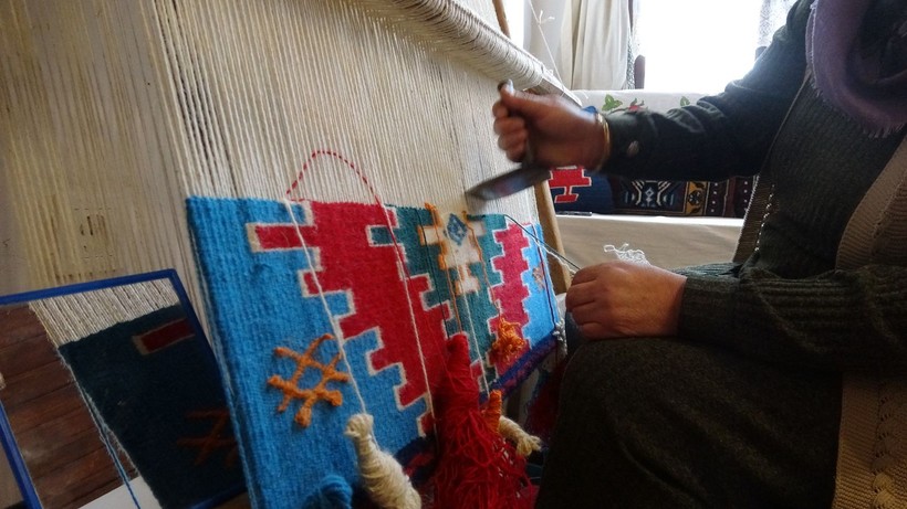 500 yıllık kilim dokuma sanatını hala devam ettiriyor - Resim: 6