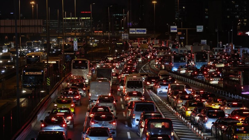 Dünyada trafiğin en yoğun olduğu şehirler açıklandı! İstanbul listede yer aldı - Resim: 1