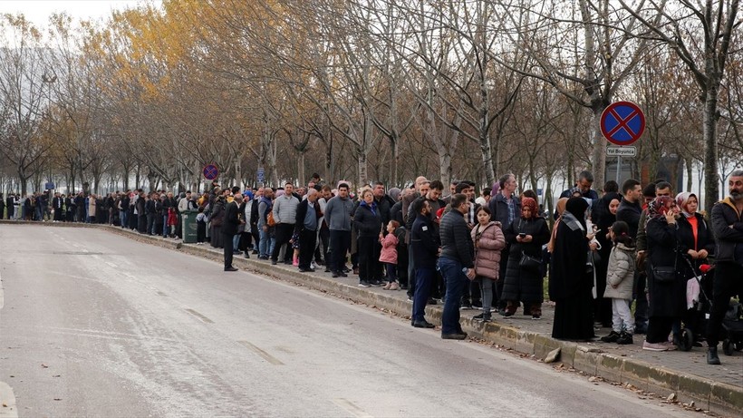 İzmitliler akın akın TCG Anadolu'yu ziyaret etti! - Resim: 12