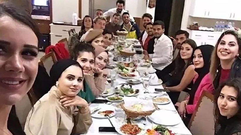 Türkiye Dilan Polat ile başlayan fenomenlerin suçlarıyla çalkalanıyor! Fenomenler ve güzellik merkezlerinin bağlantısı ne? Gizem çözüldü - Resim: 1