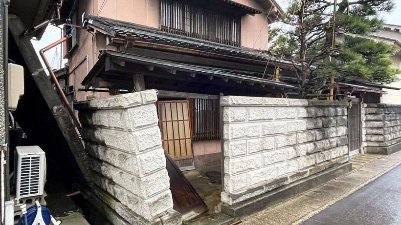 Japonya'da meydana gelen depremlerde hayatını kaybedenlerin sayısı 78'e yükseldi - Resim: 37