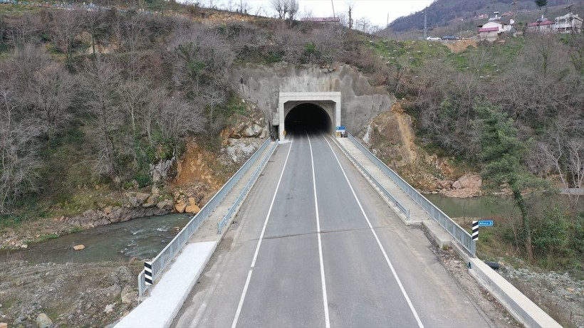 Doğu Karadeniz'i İç Anadolu'ya bağlayan Dereli kara yolu ulaşım süresini kısalttı - Resim: 9