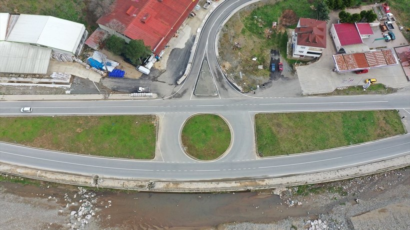 Doğu Karadeniz'i İç Anadolu'ya bağlayan Dereli kara yolu ulaşım süresini kısalttı - Resim: 10