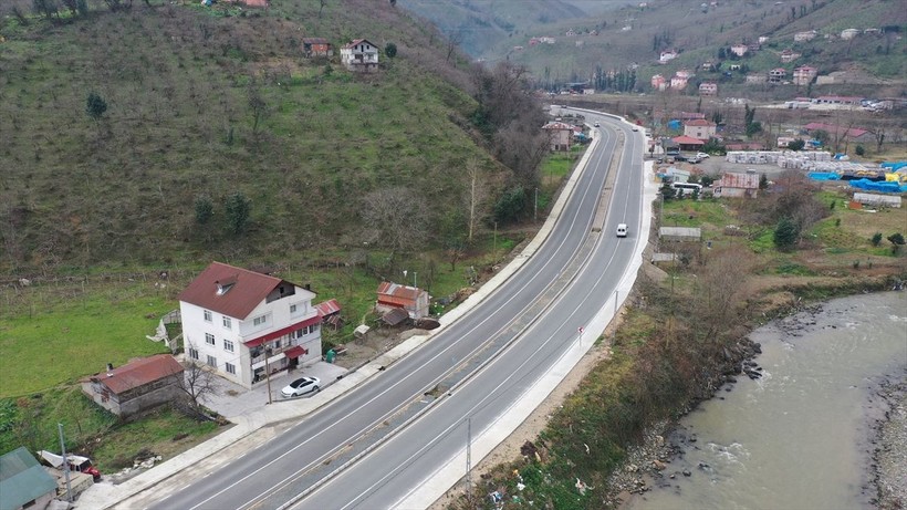 Doğu Karadeniz'i İç Anadolu'ya bağlayan Dereli kara yolu ulaşım süresini kısalttı - Resim: 20