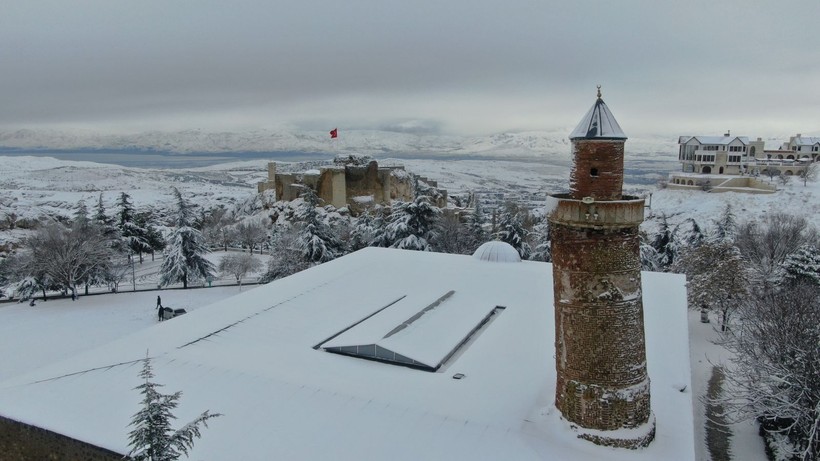 Harput'a kar yağdı, ortaya kartpostallık görüntüler çıktı - Resim: 12