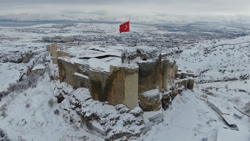 Harput'a kar yağdı, ortaya kartpostallık görüntüler çıktı - Resim: 11