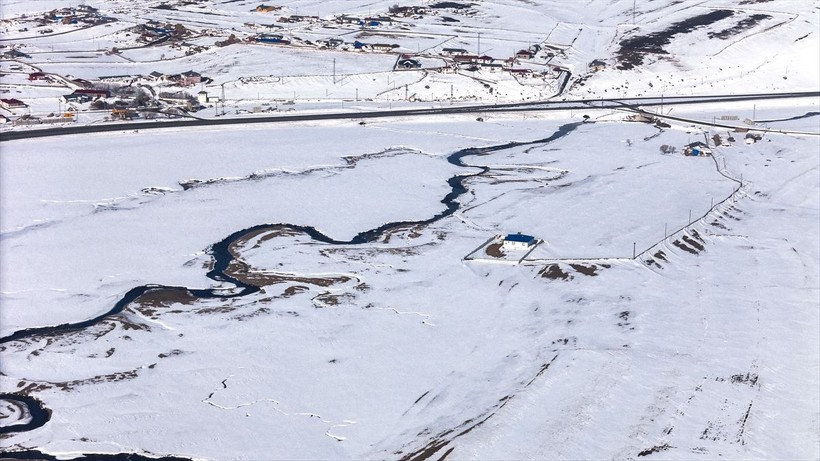 Kars ve Ardahan sınırları arasında bulunan Ölçek Deresi her mevsim farklı bir güzelliğe bürünüyor - Resim: 7