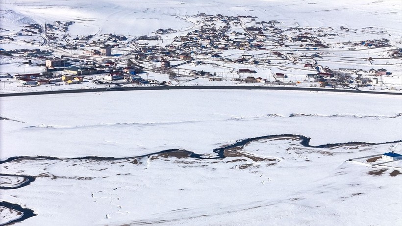 Kars ve Ardahan sınırları arasında bulunan Ölçek Deresi her mevsim farklı bir güzelliğe bürünüyor - Resim: 10