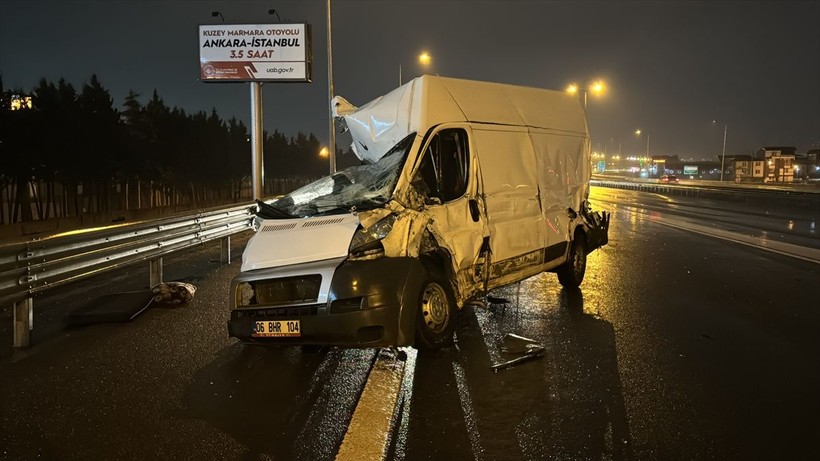 Kocaeli'de 3 aracın birbirine girdiği kazada 1 kişi yaralandı - Resim: 2