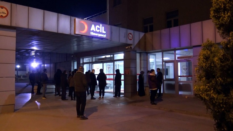 Avcılar'da devlet hastanesinde büyük panik! 2 işçinin zehirlenme belirtileri diğer hastalarda görüldü, acil boşaltıldı - Resim: 6
