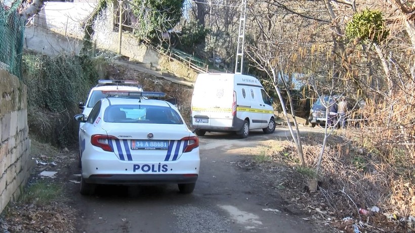 Sarıyer'de ormanda çöp konteynerine yazılan not cesede götürdü - Resim: 1