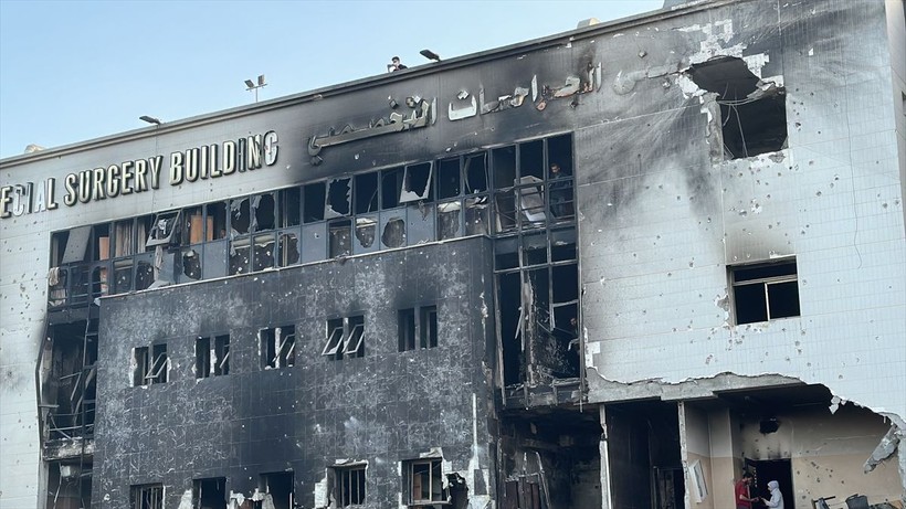 Soykırımcı İsrail ordusu, Şifa Hastanesi'ni yerle bir ettikten sonra çekildi - Resim: 98