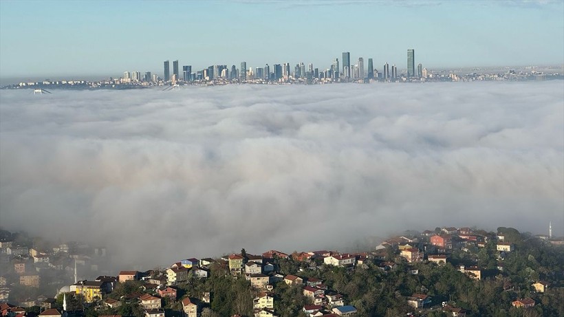 İstanbul'da bayram tatili için yola çıkanlar sis şaşkınlığı yaşadı - Resim: 9