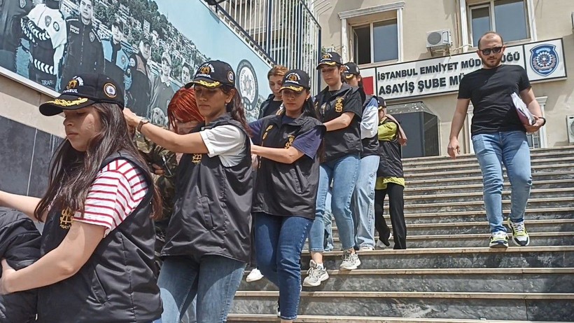 İstanbul'da çalışmak isteyen yabancı uyrukulu kadınlara fuhuş tuzağı! - Resim: 4