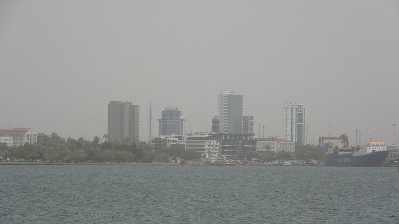Hatay, Mersin, Adana, Osmaniye... Türkiye'de çöl tozu etkisini göstermeye başladı - Resim: 2