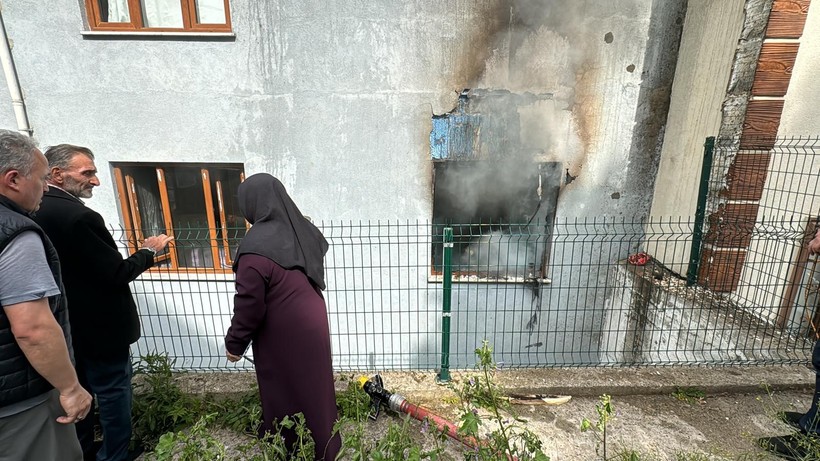 Evde çıkan yangında mahsur kalan 7 yaşındaki Hazal öldü - Resim: 4