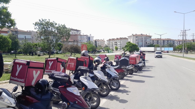 Edirne'de motokuryeler, Ata Emre'nin öldürülmesini kontak kapatarak protesto etti - Resim: 8