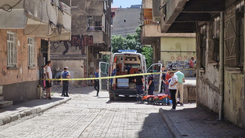 Hilal, sokakta yürürken başından vurularak öldürüldü - Resim: 6