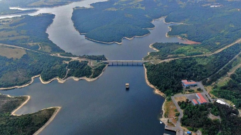İstanbul barajlarında doluluk oranı yüzde 60’ın altına düştü: “Ciddi bir kuraklıkla içeyiz” - Resim: 8