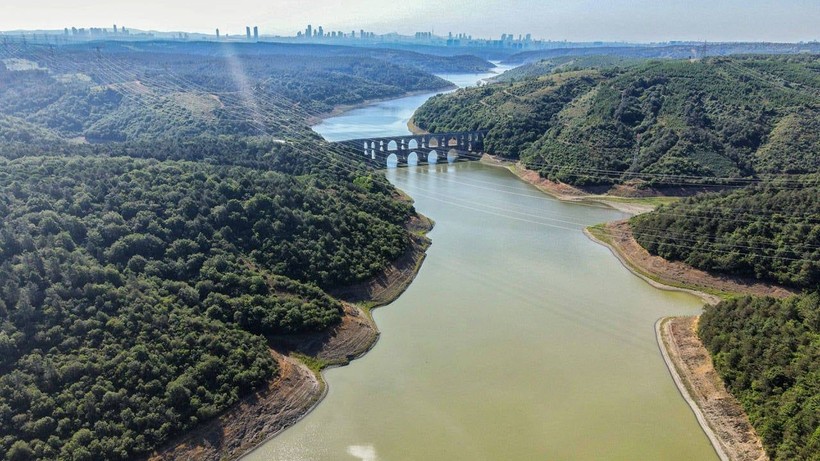 İstanbul barajlarında doluluk oranı yüzde 60’ın altına düştü: “Ciddi bir kuraklıkla içeyiz” - Resim: 2