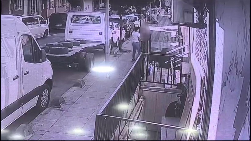 Sultangazi'de gündüz vakti hamile kadına taciz! O anlar kamerada - Resim: 5